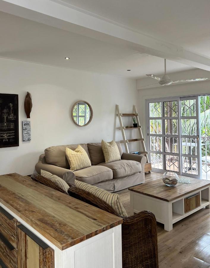 The Runway Lodge Pointe La Rue 외부 사진